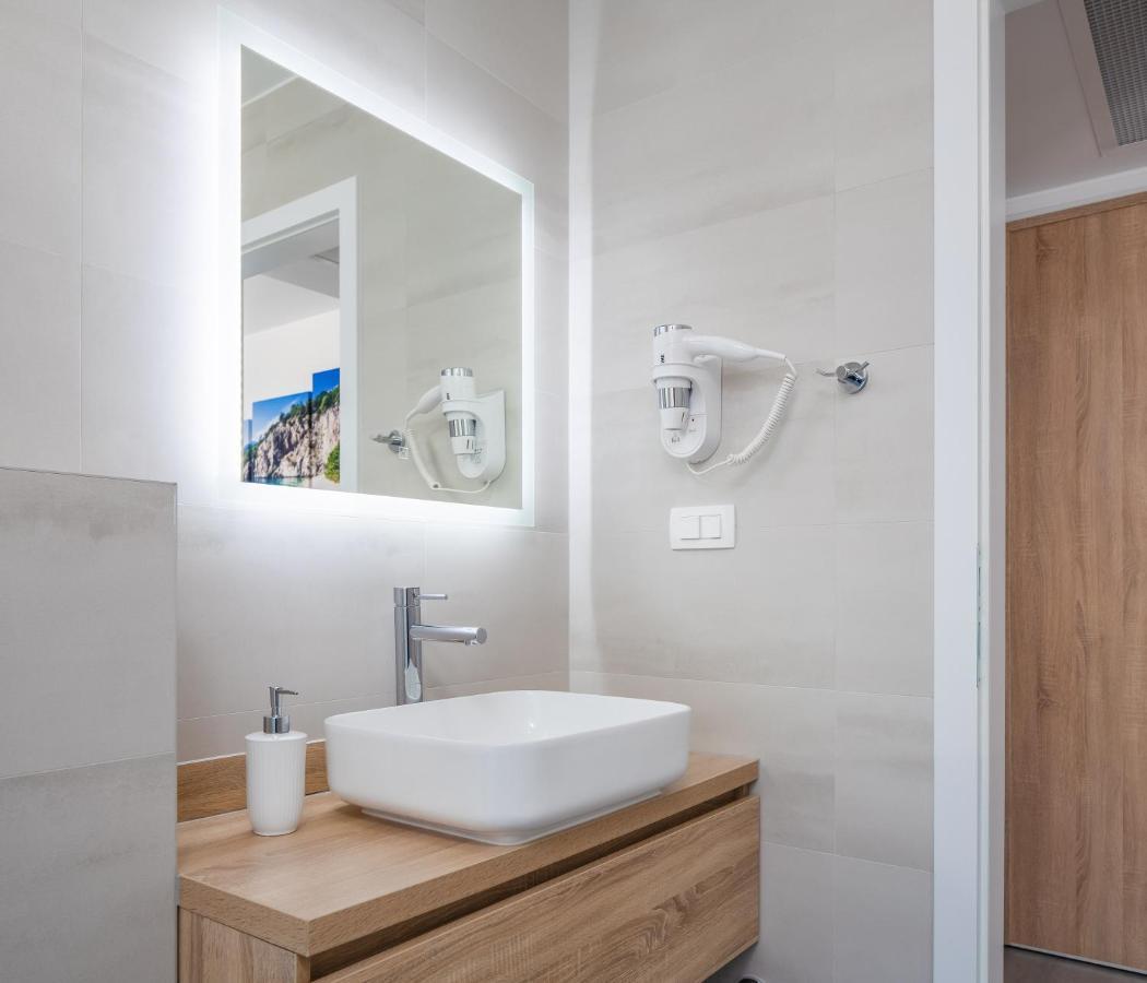 Villa Loriana Apartments Makarská Exteriér fotografie